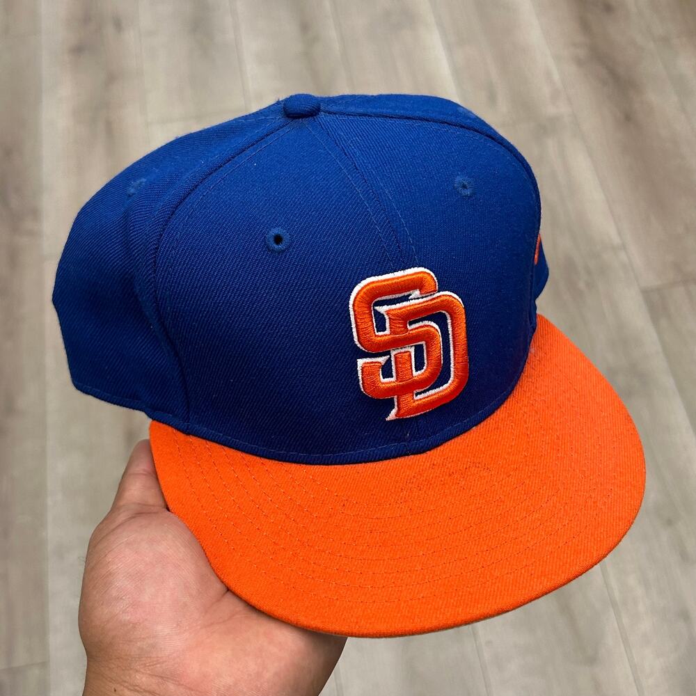 New Era San Diego Padres 59FIFTY fitted cap Hat Knicks sz 7 3/4 B25
